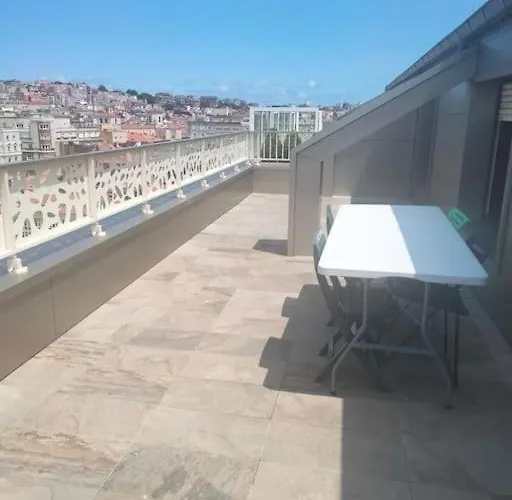 아파트 Precioso Atico De 80 M2 Y 35 M2 De Terraza 산탄데르